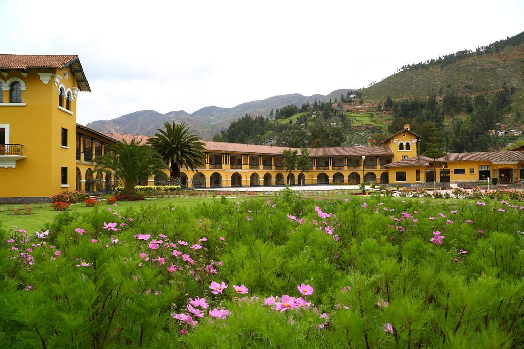 Lp Los Portales Hotel Tarma Kültér fotó